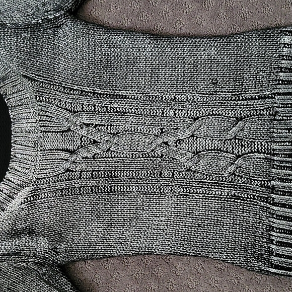 XOXO Sweater sz xs - Picture 4 of 5